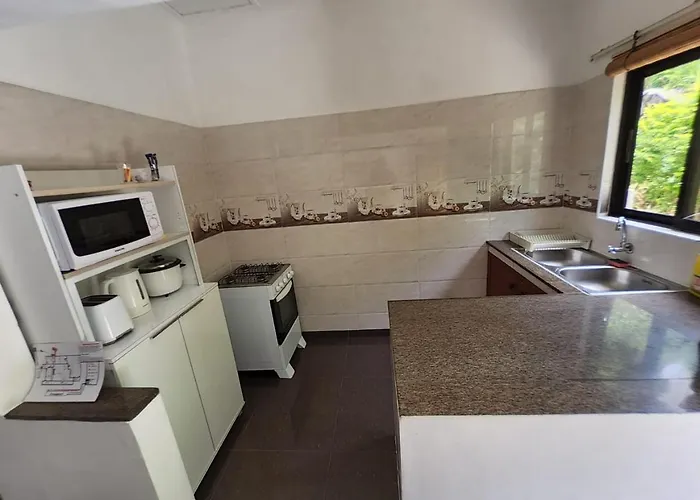 Frangipani Apartment *